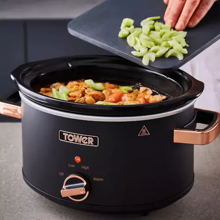 slowcookers-min.png